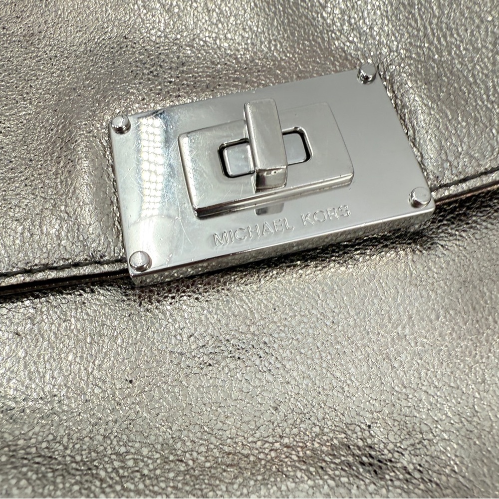 Michael Kors Sloan Leather Clutch / Chain Shoulder Bag with Silver Turnlock - Picture 7 of 17